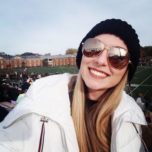 Meet your Posher, Jenna